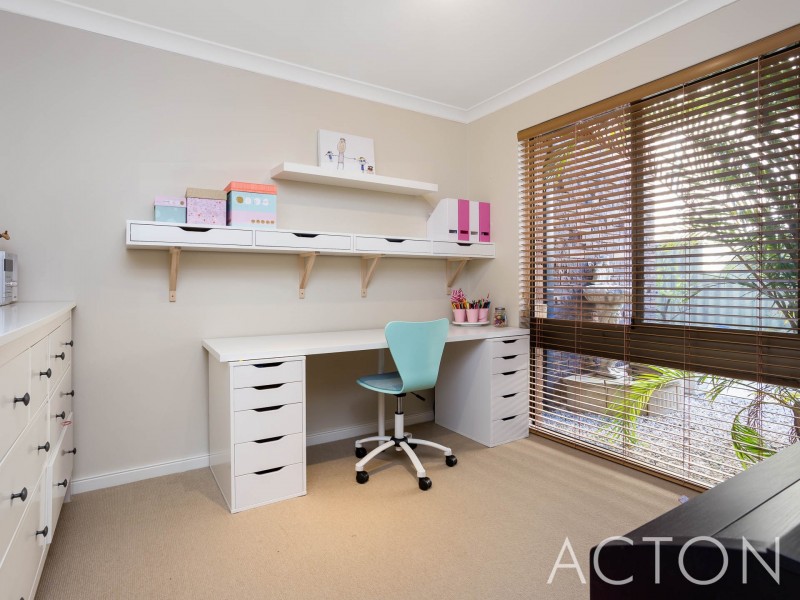 8 Edwards Street, Booragoon WA 6154