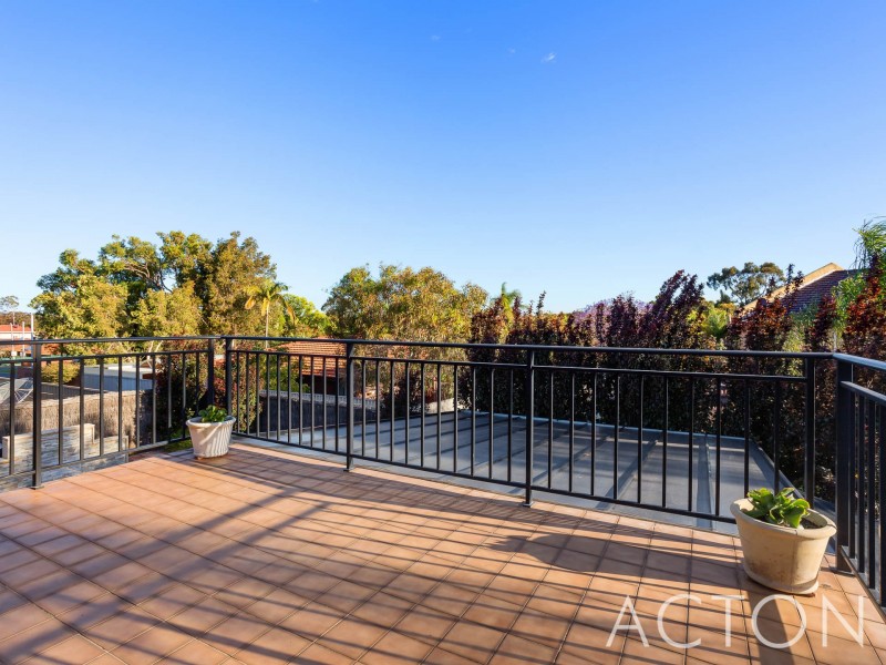8 Edwards Street, Booragoon WA 6154