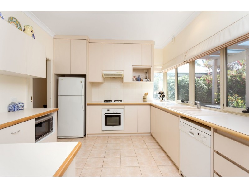 21 Jubaea Gardens, Mount Claremont WA 6010