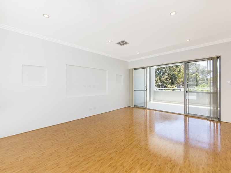 13 Boxing Lane, Floreat WA 6014