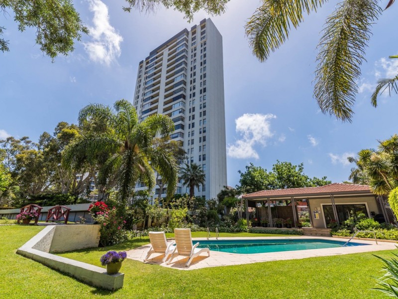 6/14 Kings Park Ave, Crawley WA 6009