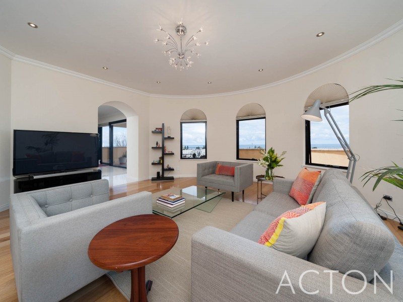 11 Beard Street, Beaconsfield WA 6162