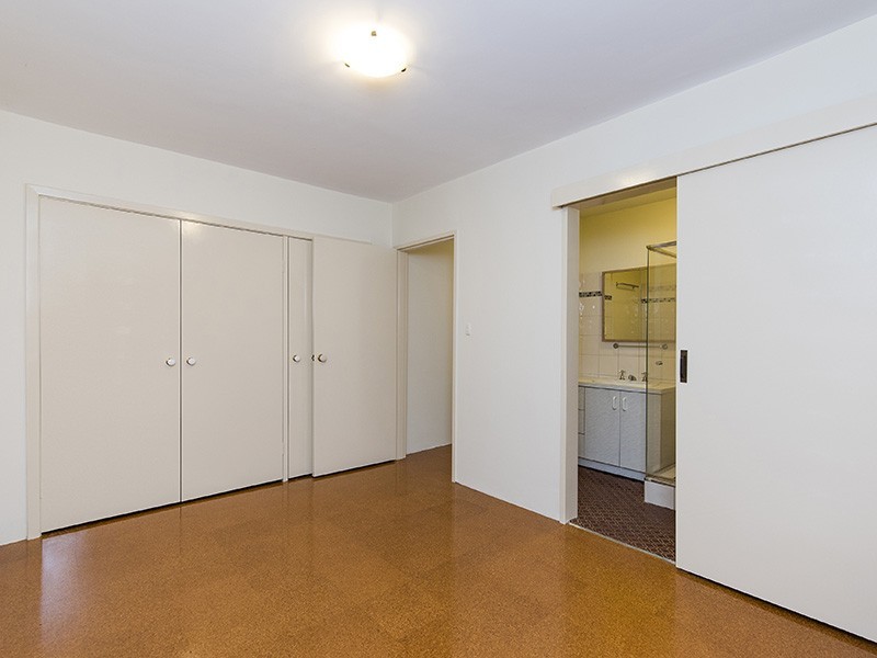 1/2 Waroonga Road, Nedlands WA 6009