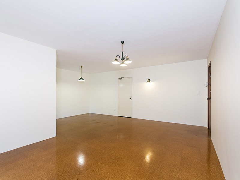 1/2 Waroonga Road, Nedlands WA 6009