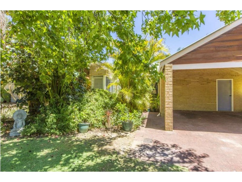 23 Godetia Gardens, Mount Claremont WA 6010