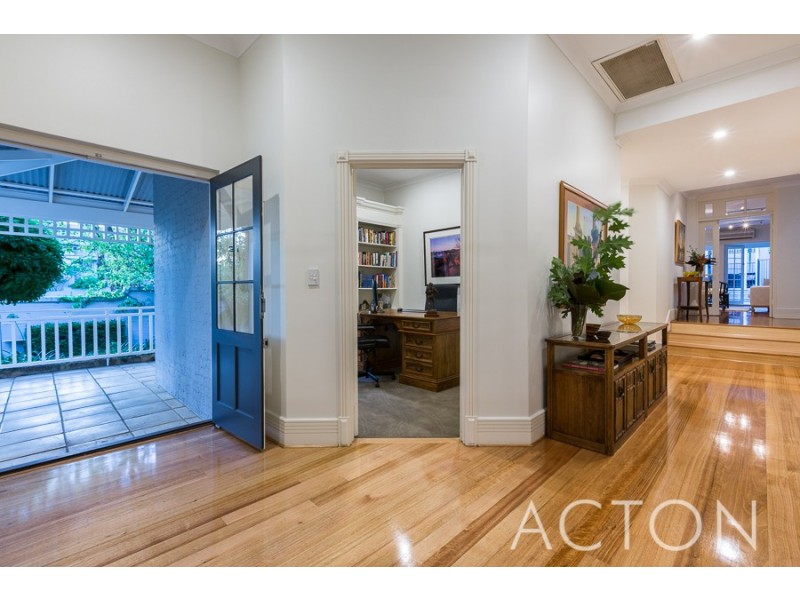 19 Venn Street, Peppermint Grove WA 6011