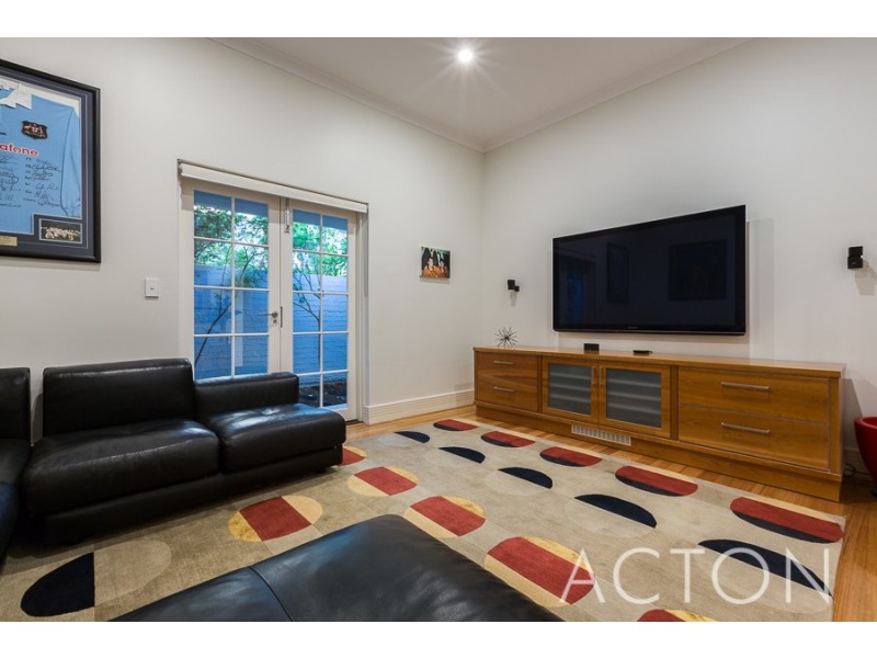 19 Venn Street, Peppermint Grove WA 6011