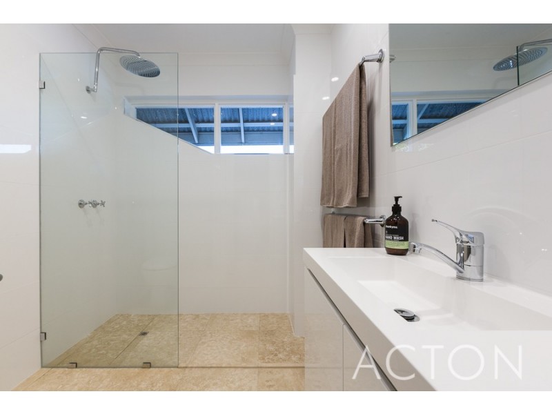 19 Venn Street, Peppermint Grove WA 6011