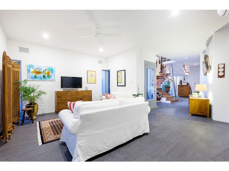 21 Keeling Way, South Fremantle WA 6162