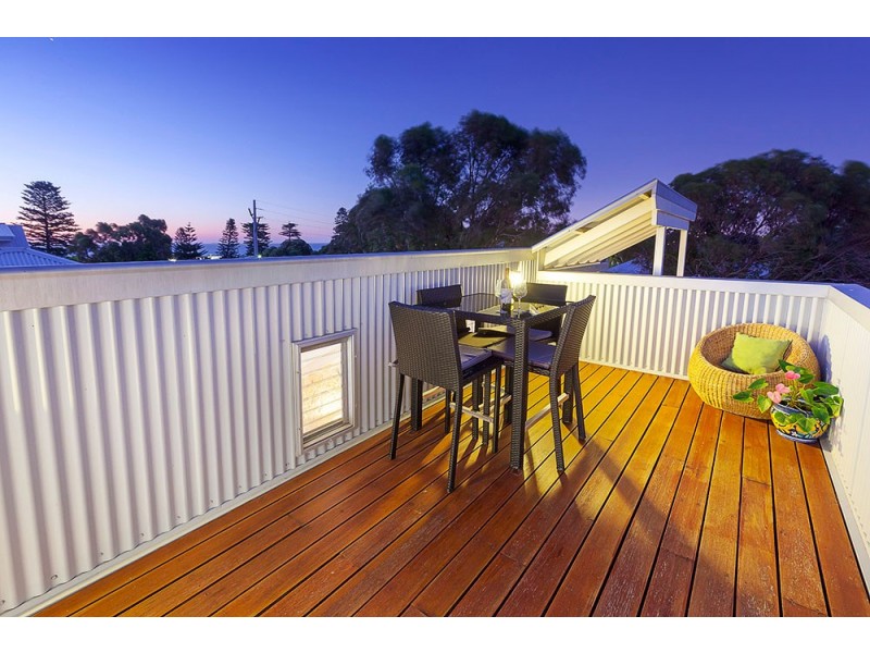 21 Keeling Way, South Fremantle WA 6162