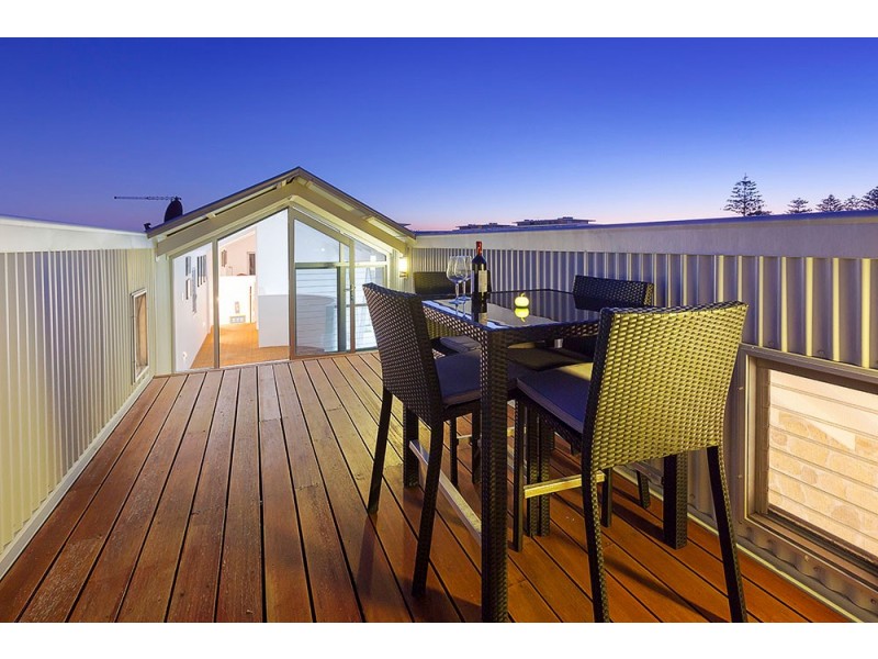 21 Keeling Way, South Fremantle WA 6162