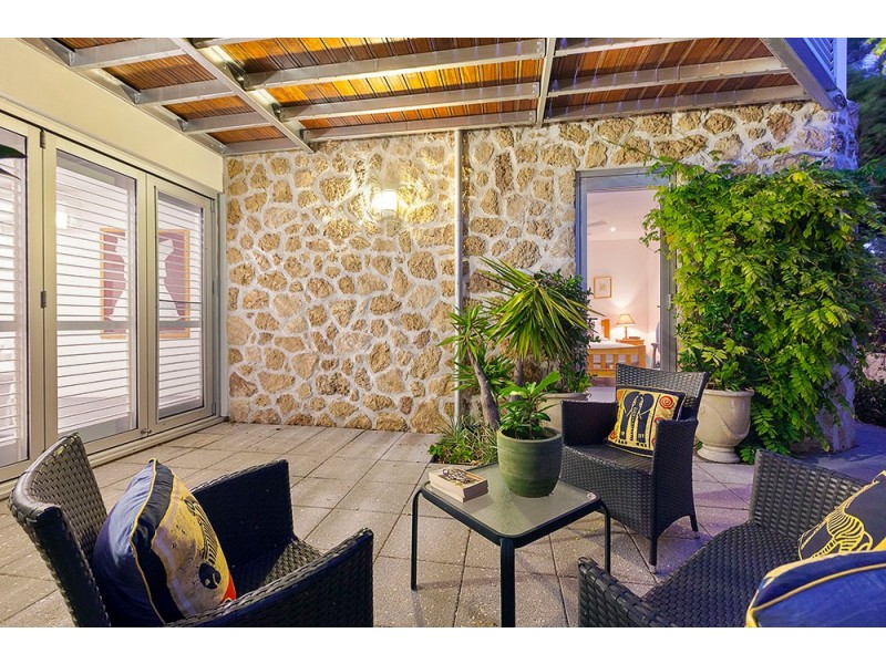 21 Keeling Way, South Fremantle WA 6162