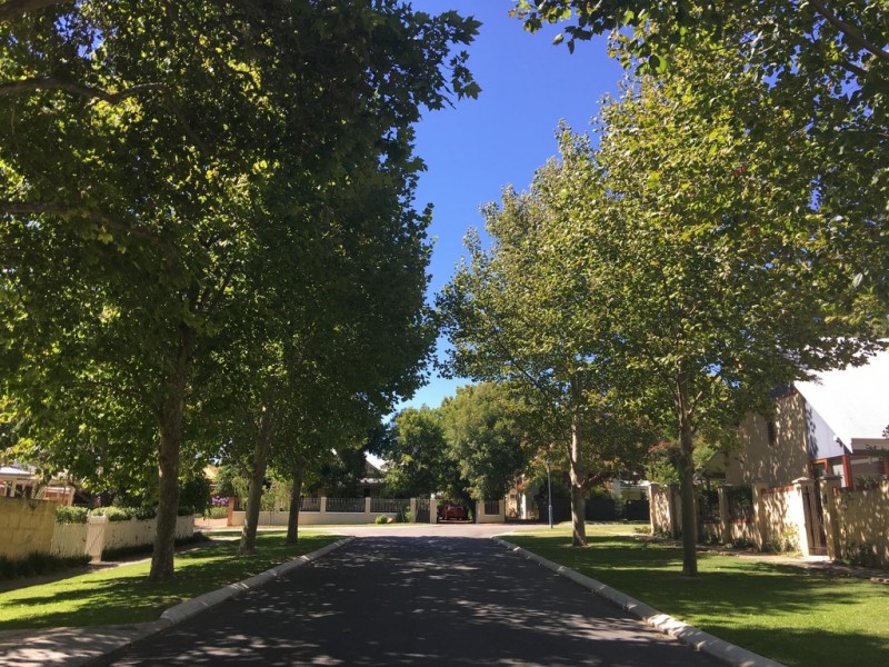 6A Koeppe Road, Claremont WA 6010