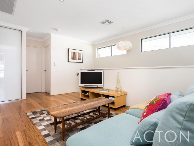 12 Lime Street, North Fremantle WA 6159