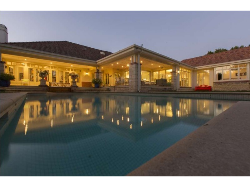 34 Brockman Avenue, Dalkeith WA 6009