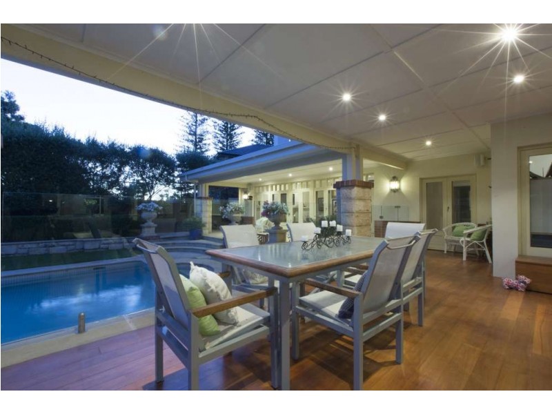 34 Brockman Avenue, Dalkeith WA 6009