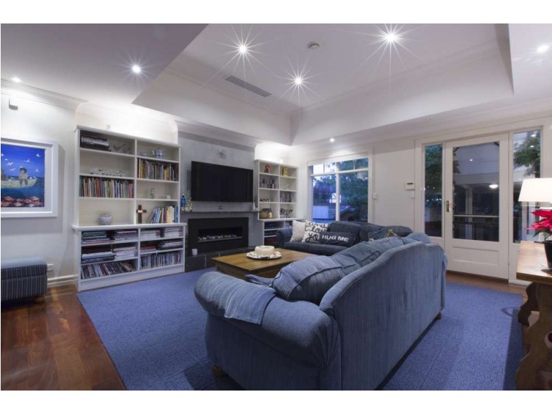 34 Brockman Avenue, Dalkeith WA 6009