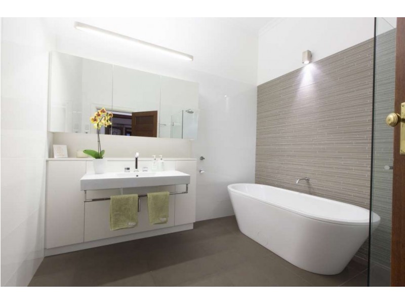 34 Brockman Avenue, Dalkeith WA 6009