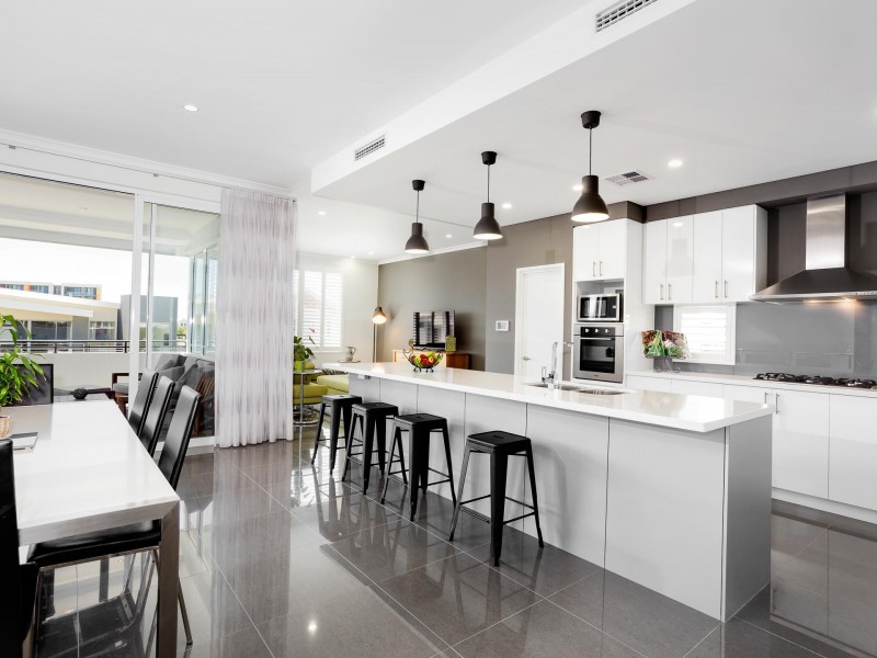 5 Draper Street, North Coogee WA 6163