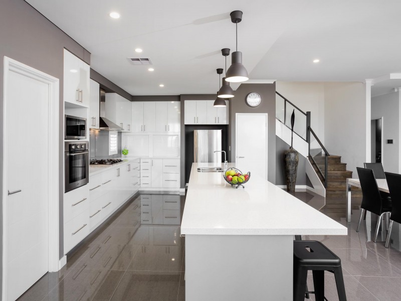 5 Draper Street, North Coogee WA 6163