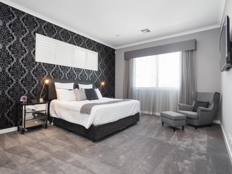 5 Draper Street, North Coogee WA 6163