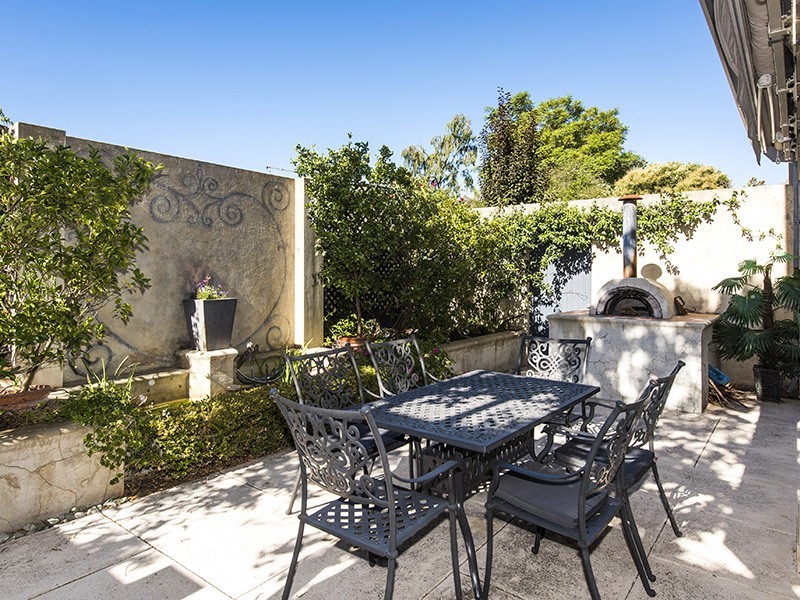 11B Kingsmill Street, Claremont WA 6010