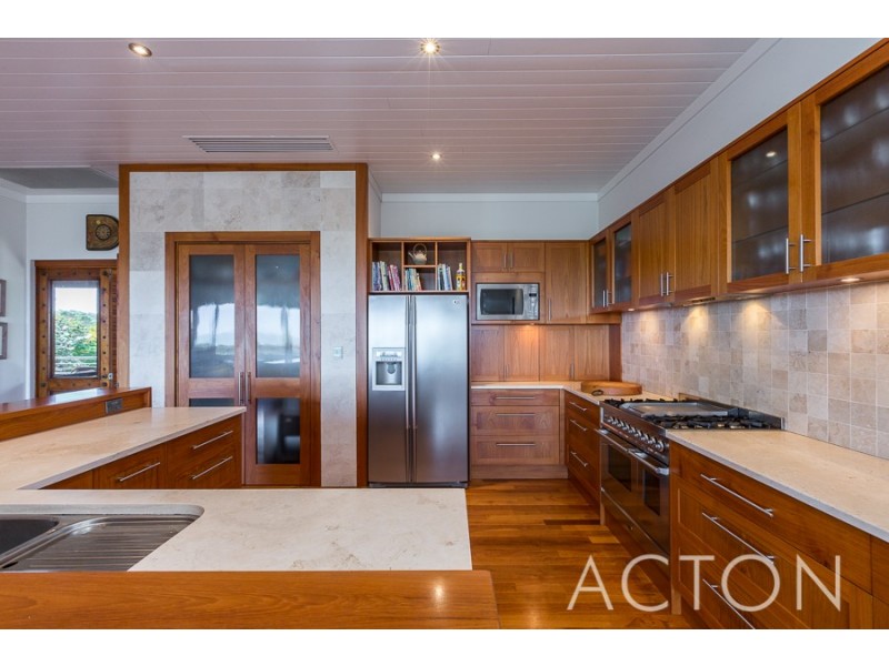 38 Branksome Gardens, City Beach WA 6015