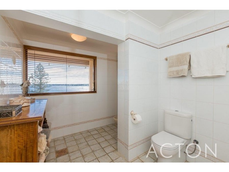 17 Saunders Street, Mosman Park WA 6012