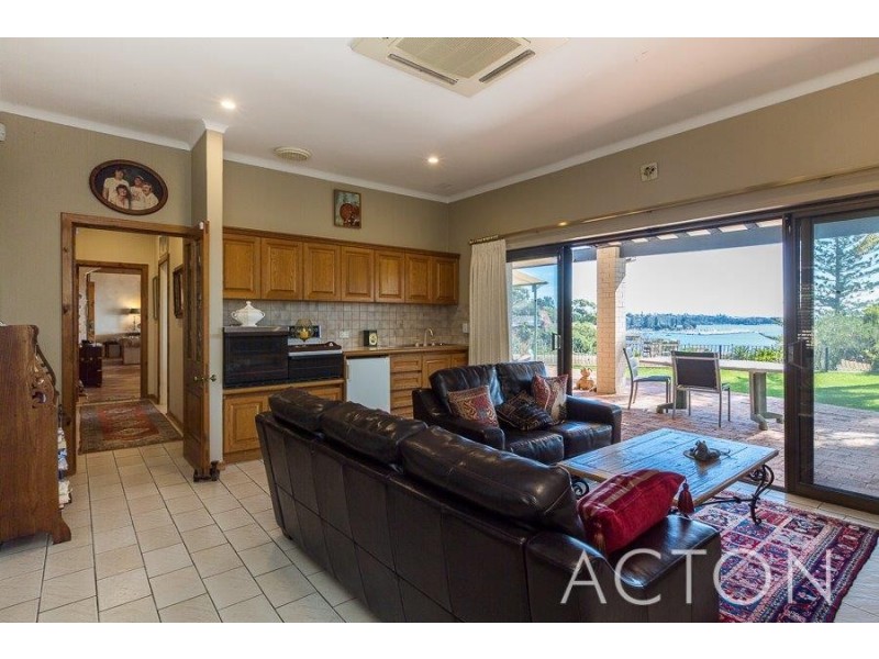 17 Saunders Street, Mosman Park WA 6012