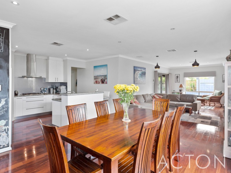 8 Waterford Street, Beaconsfield WA 6162