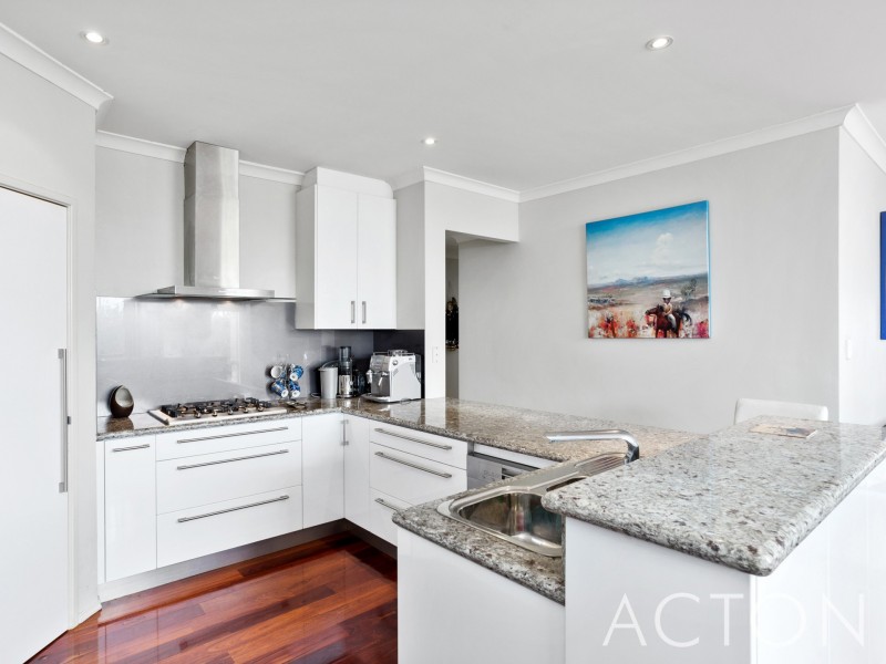 8 Waterford Street, Beaconsfield WA 6162