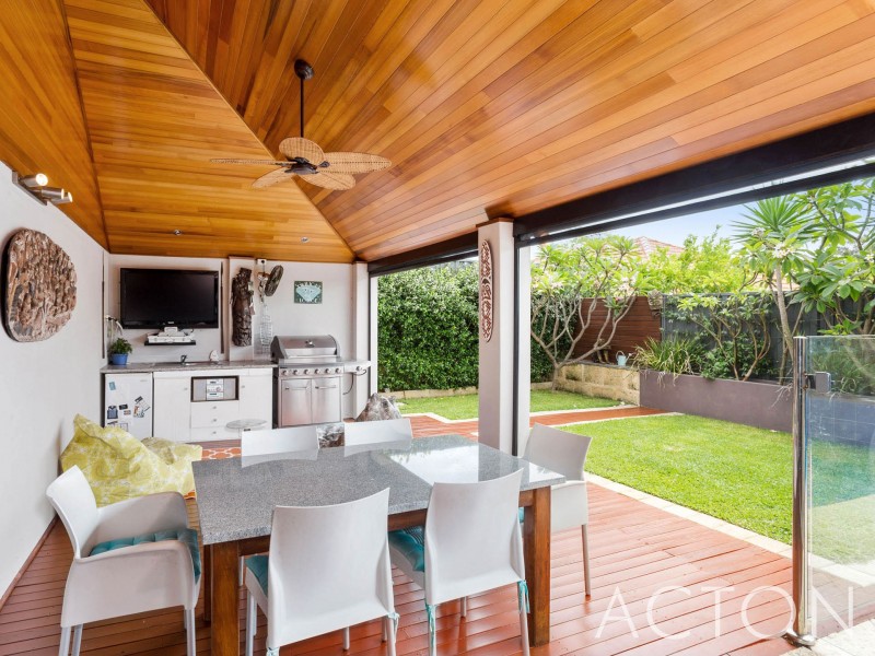 8 Waterford Street, Beaconsfield WA 6162