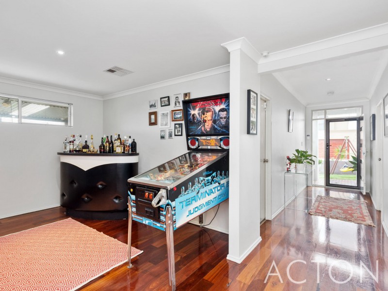 8 Waterford Street, Beaconsfield WA 6162