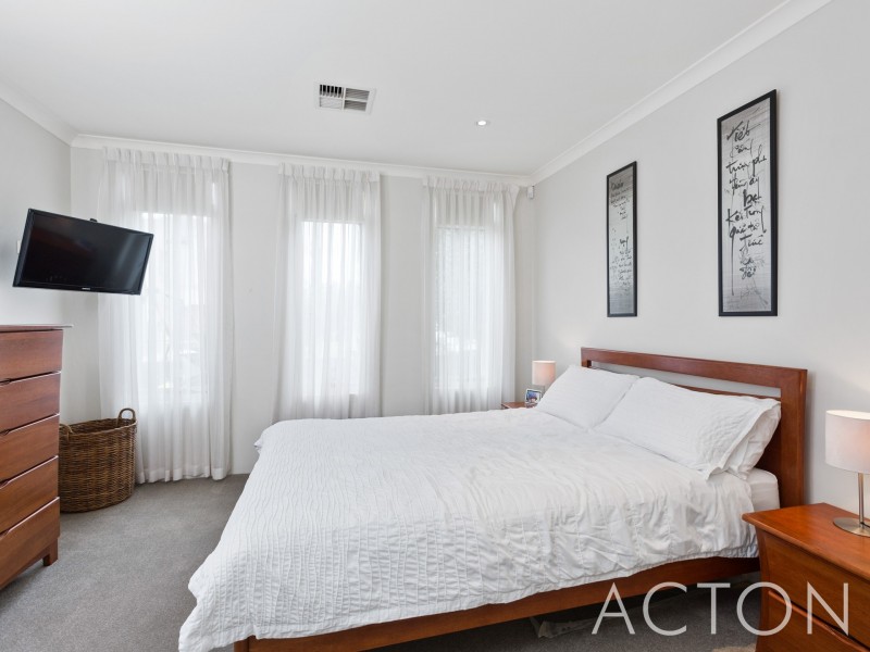 8 Waterford Street, Beaconsfield WA 6162