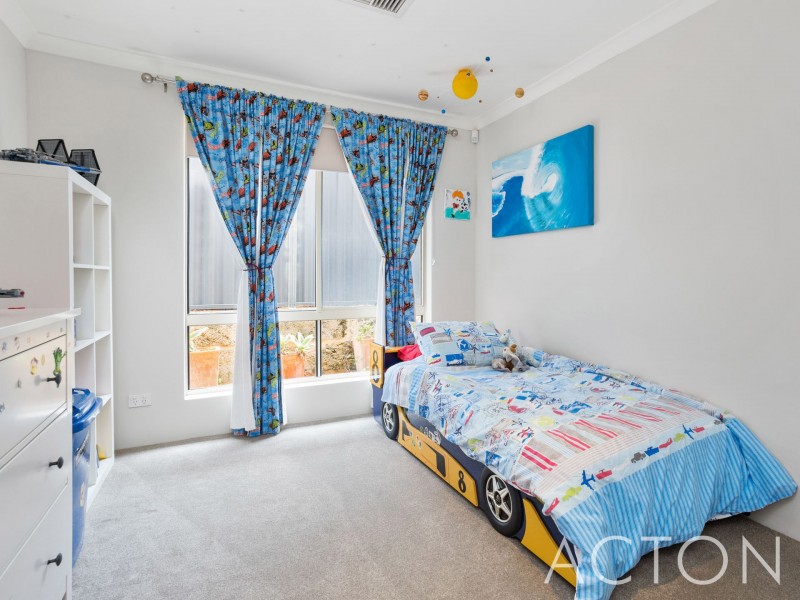 8 Waterford Street, Beaconsfield WA 6162