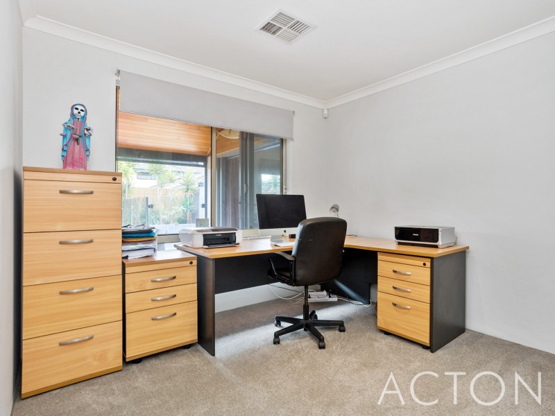 8 Waterford Street, Beaconsfield WA 6162