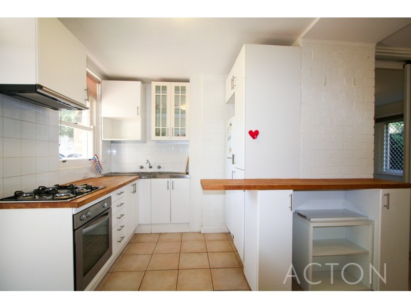 10/17 The Avenue, Crawley WA 6009