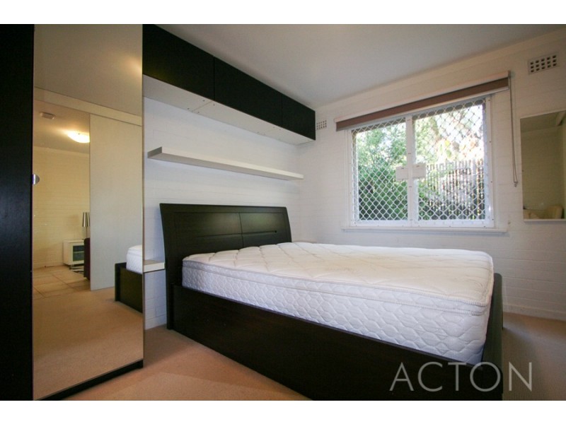 10/17 The Avenue, Crawley WA 6009