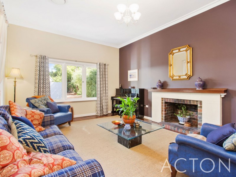 8B Richardson Ave, Claremont WA 6010