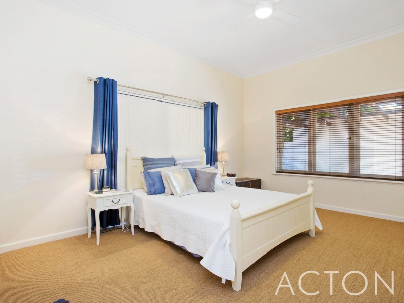 8B Richardson Ave, Claremont WA 6010