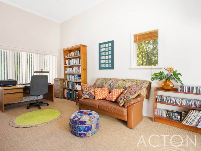 8B Richardson Ave, Claremont WA 6010