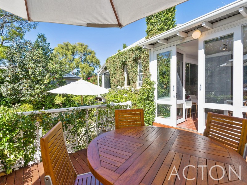 73 Shenton Road, Swanbourne WA 6010