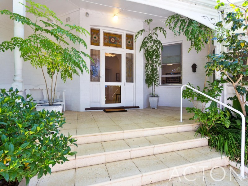 73 Shenton Road, Swanbourne WA 6010