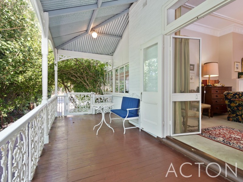 73 Shenton Road, Swanbourne WA 6010