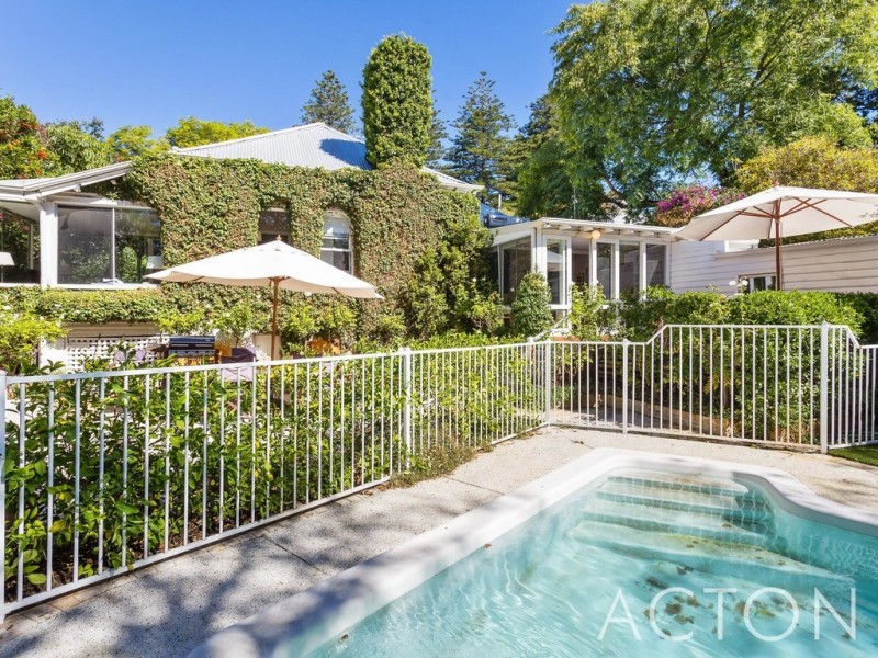 73 Shenton Road, Swanbourne WA 6010