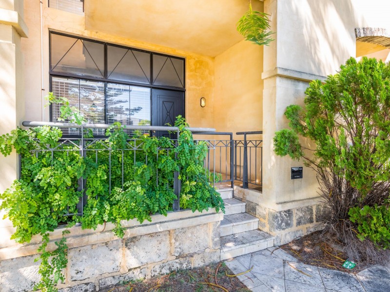 113A Marine Terrace, Fremantle WA 6160