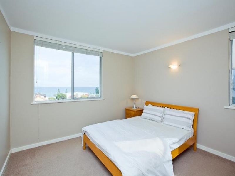 8/22 John Street, Cottesloe WA 6011