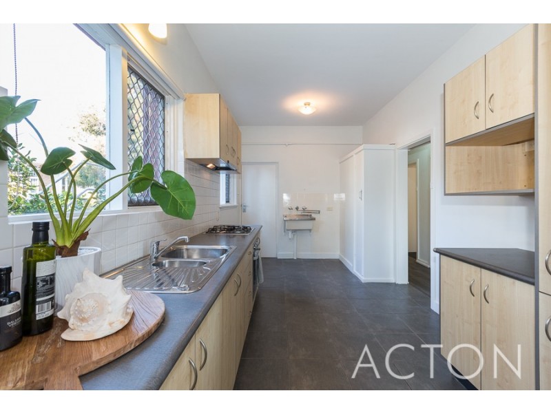 7/396 Stirling Highway, Claremont WA 6010