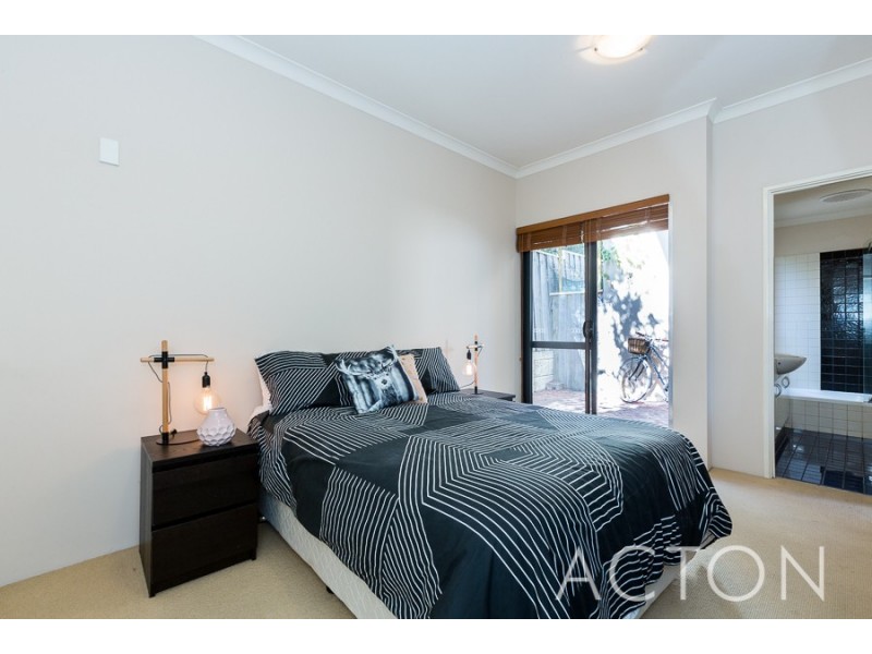 25/212 Railway Parade, West Leederville WA 6007