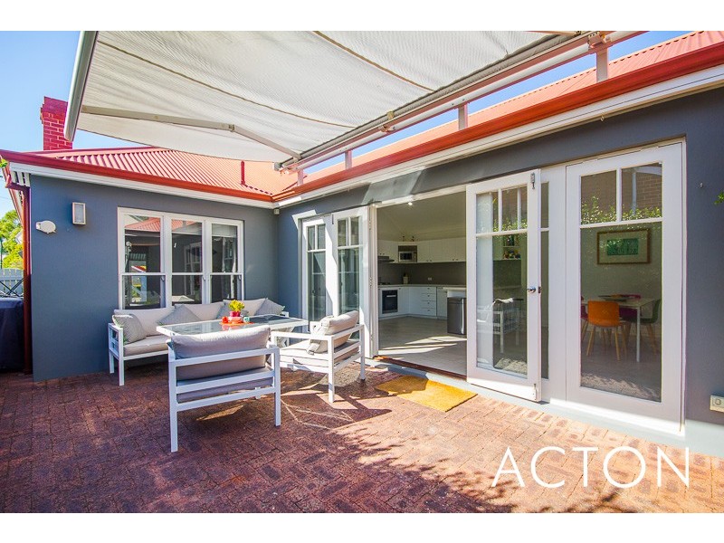 55A Woolwich Street, West Leederville WA 6007